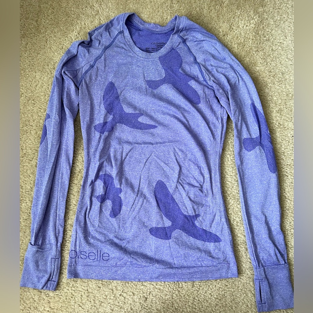 Oiselle Flyte Long Sleeve size xsmall in purple